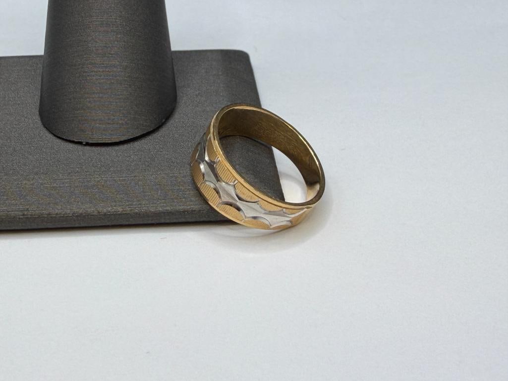 14K TWO-TONE GOLD RING FEATURING UNIQUE PATTERN - 3