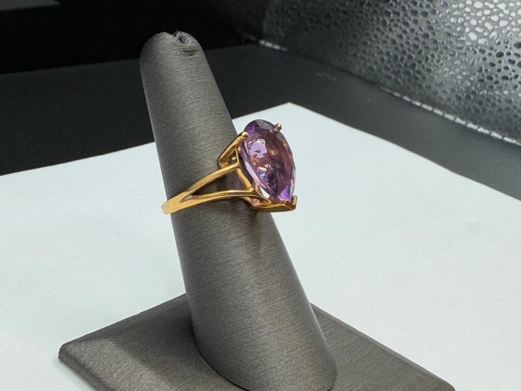 14K YELLOW GOLD PEAR CUT AMETHYST RING - 2