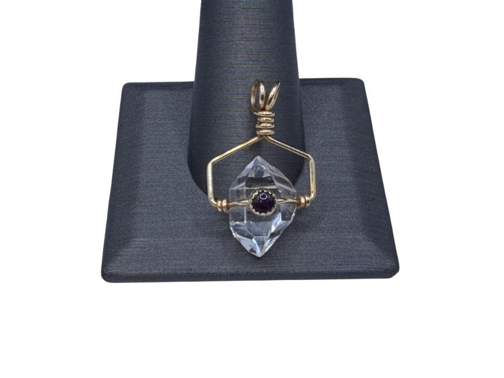 10K YELLOW GOLD QUARTZ AND DARK PURPLE STONE CABOCHON PENDANT: UNIQUE DESIGN 1 1/4", 17MM QUARTZ, 3.33 GRAMS
