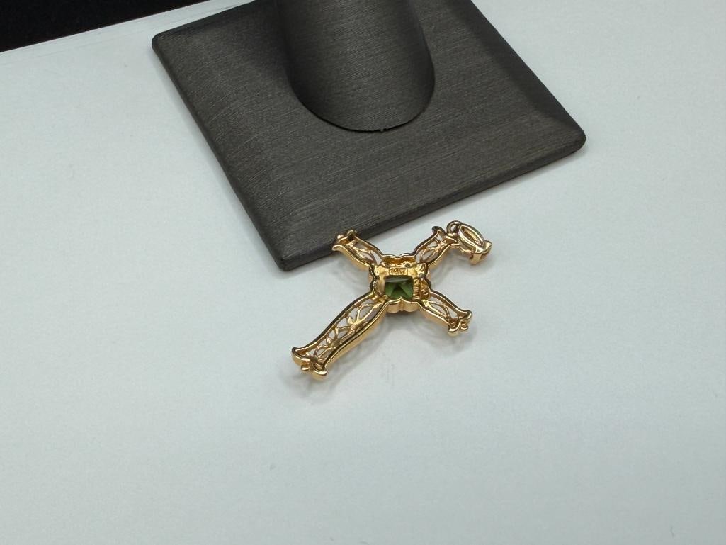 14K YELLOW GOLD FILIGREE RADIANT CUT GREEN TOURMALINE AND ROUND BRILLIANT CUT DIAMOND CROSS PENDANT - 6