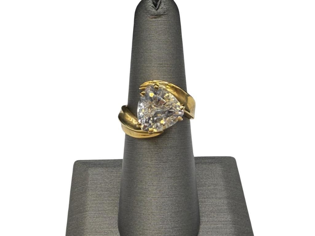 14K YELLOW GOLD TRILLION CUT WHITE SAPPHIRE FASHION RING: DESIGNER HALLMARKED SIZE 6 1/2, 11M X 11MM, 5.46 GRAMS