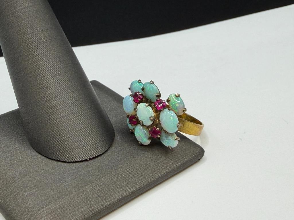 VINTAGE 14K YELLOW GOLD OVAL CABOCHON OPAL AND ROUND CUT RUBY RING - 3