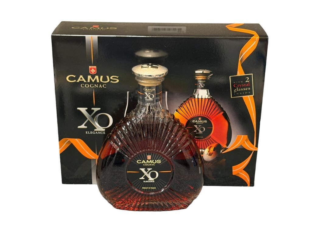 CAMUS COGNAC XO ELEGANCE EXCLUSIVE GIFT SET WITH TWO CRYSTAL GLASSES 750 ML SEALED (1 of 5)