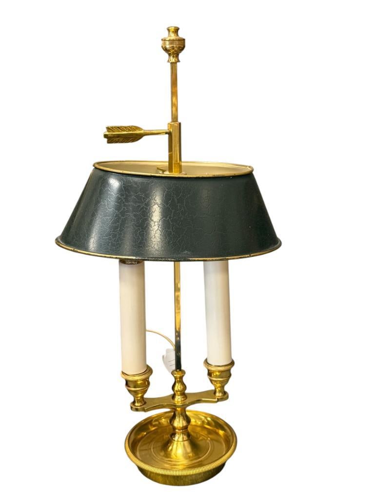 VINTAGE FRENCH - STYLE BRASS BOUILLOTTE TABLE LAMP WITH DARK GREEN TOLE SHADE (1 of 8)