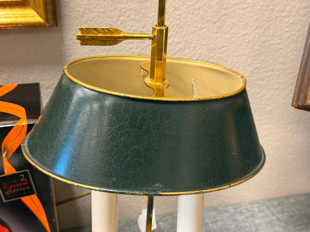 VINTAGE FRENCH - STYLE BRASS BOUILLOTTE TABLE LAMP WITH DARK GREEN TOLE SHADE - 3