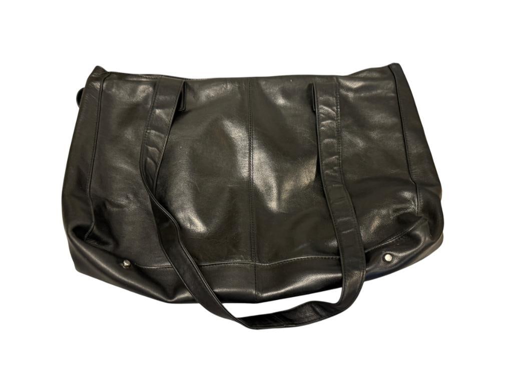 PERLINA SOFT BLACK LEATHER BRIEFCASE: LITTLE TO NO WEAR 15" X 10"