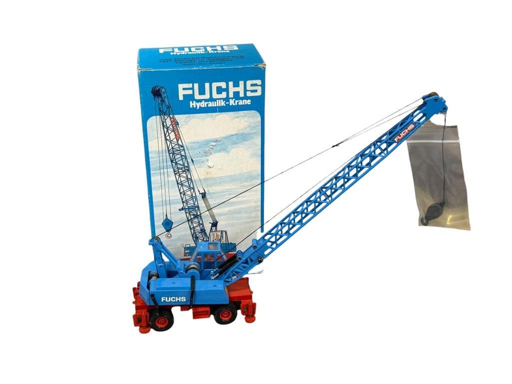 FUCHS 118 WHEEL LATTICE CRANE 1/50 DIE-CAST CONSTRUCTION MODEL MADE BY NZG IN GERMANY: IN GOOD CONDITION WITH ORIGINAL BOX 10 1/2" H