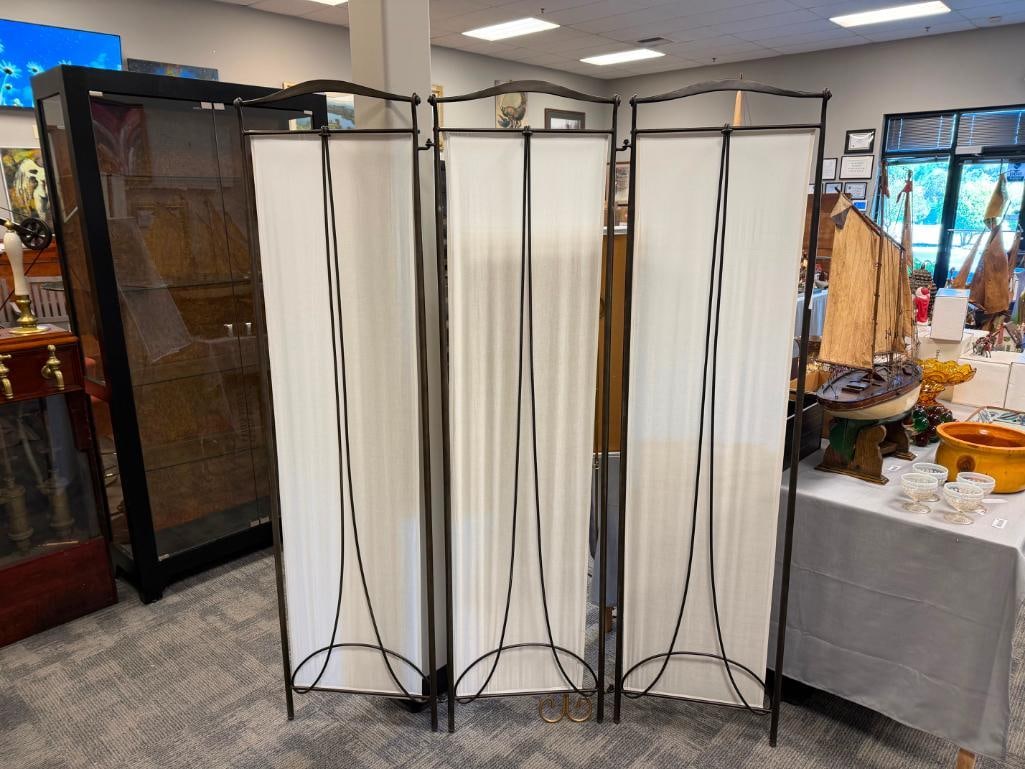 THREE PIECE IRON AND LINEN ROOM DIVIDER - 2