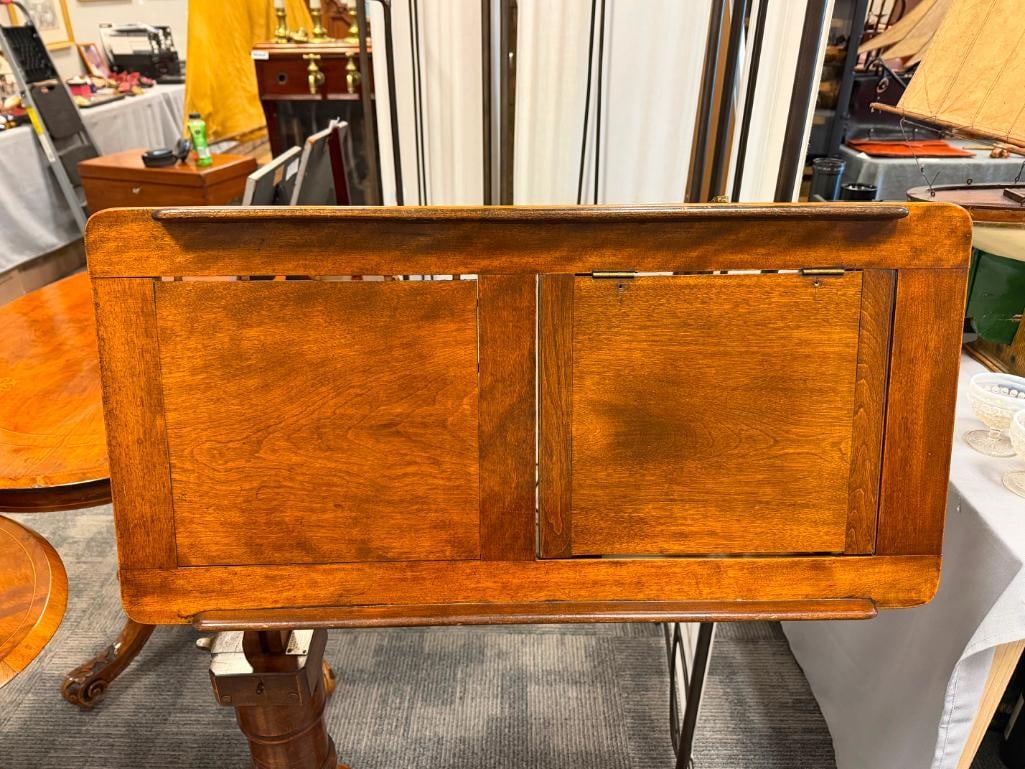 LATE 19TH CENTURY LEVESON & SONS FAMOUS ENGLISH MAKER VICTORIAN WALNUT READING TABLE - 15