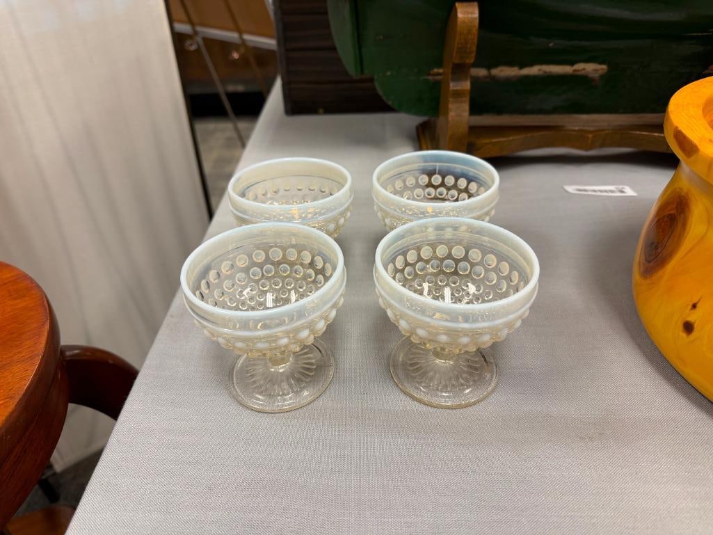 ANCHOR HOCKING MOONSTONE OPALESCENT HOBNAIL SHERBERT GLASSES SET OF FOUR - 2