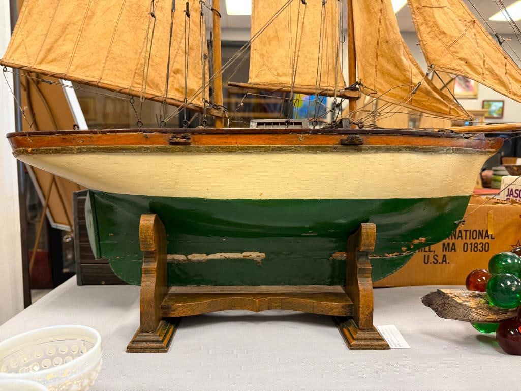 ANTIQUE HAND CRAFTED 5-SAIL SAILBOAT / POND BOAT OAK CONSTRUCTION WITH DETAILED RIGGING - 7