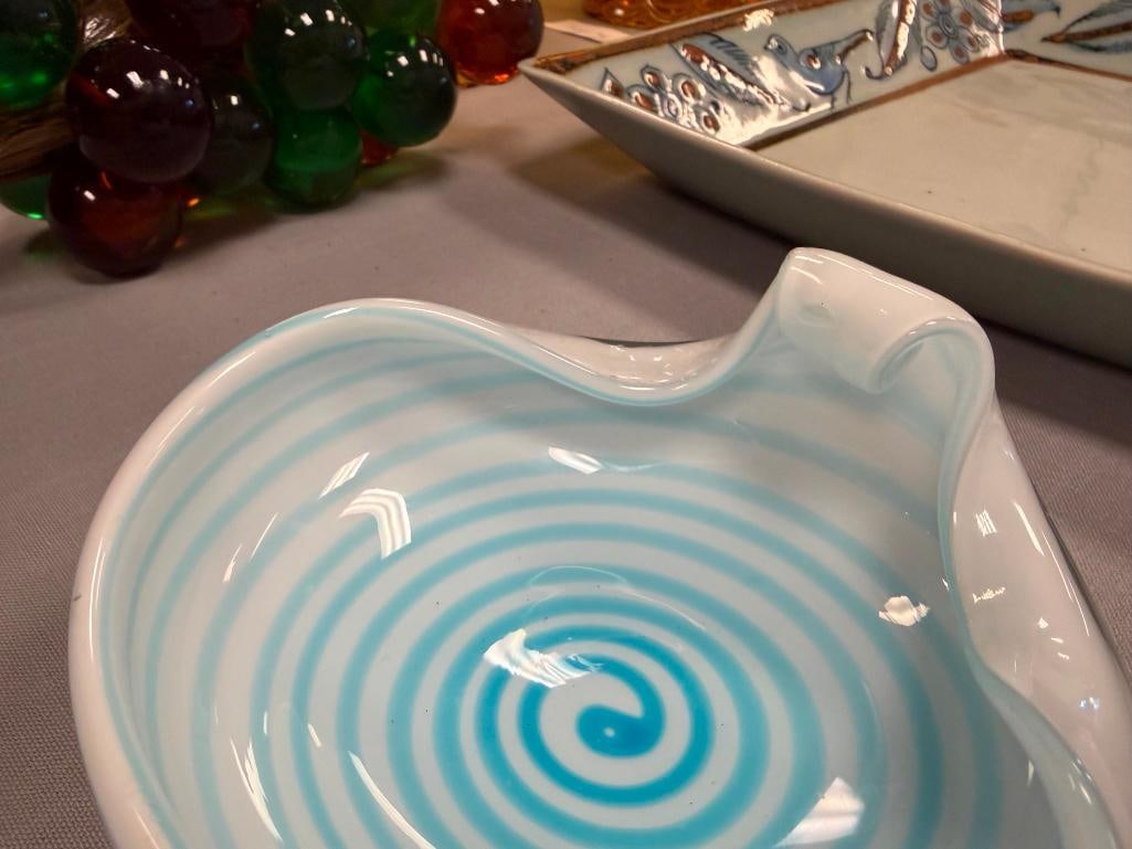 MURANO HAND BLOWN ART GLASS CLAM SHELL SHAPED DISH / BOWL - 9