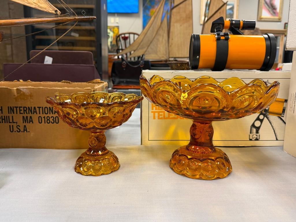 VINTAGE AMBER GLASS MOON AND STARS PEDESTAL COMPOTES BY L.E. SMITH GLASS CO. - 7
