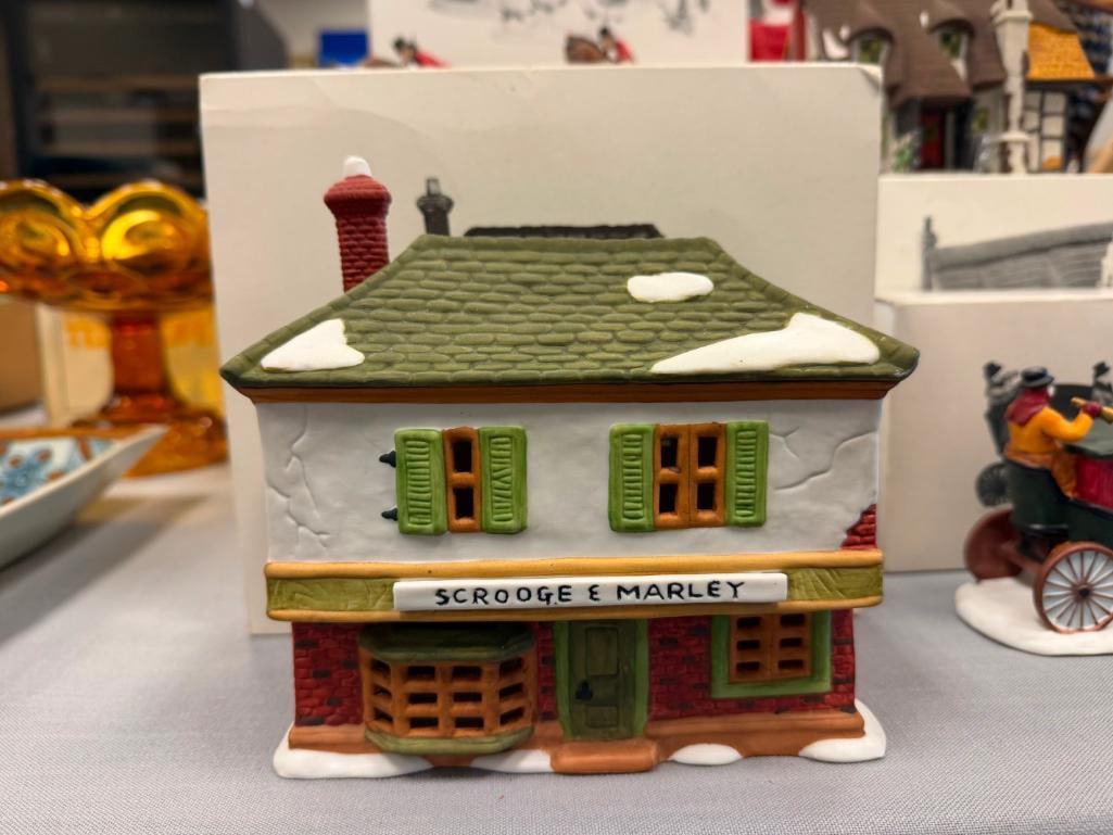 DICKENS VILLAGE HOLIDAY PORCELAIN ILLUMINATING BUILDINGS AND ACCESSORIES - 3