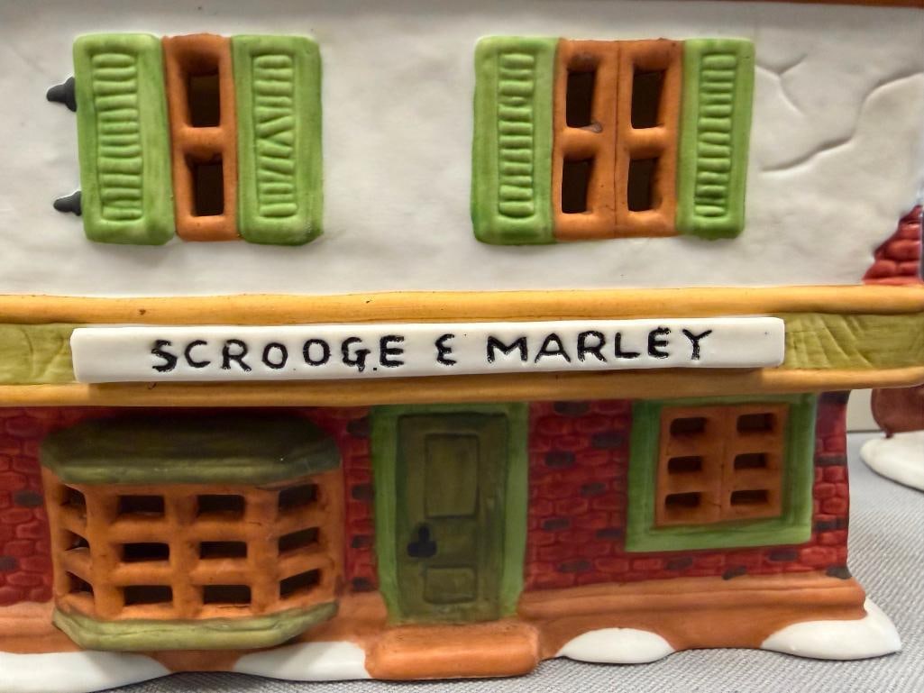 DICKENS VILLAGE HOLIDAY PORCELAIN ILLUMINATING BUILDINGS AND ACCESSORIES - 4