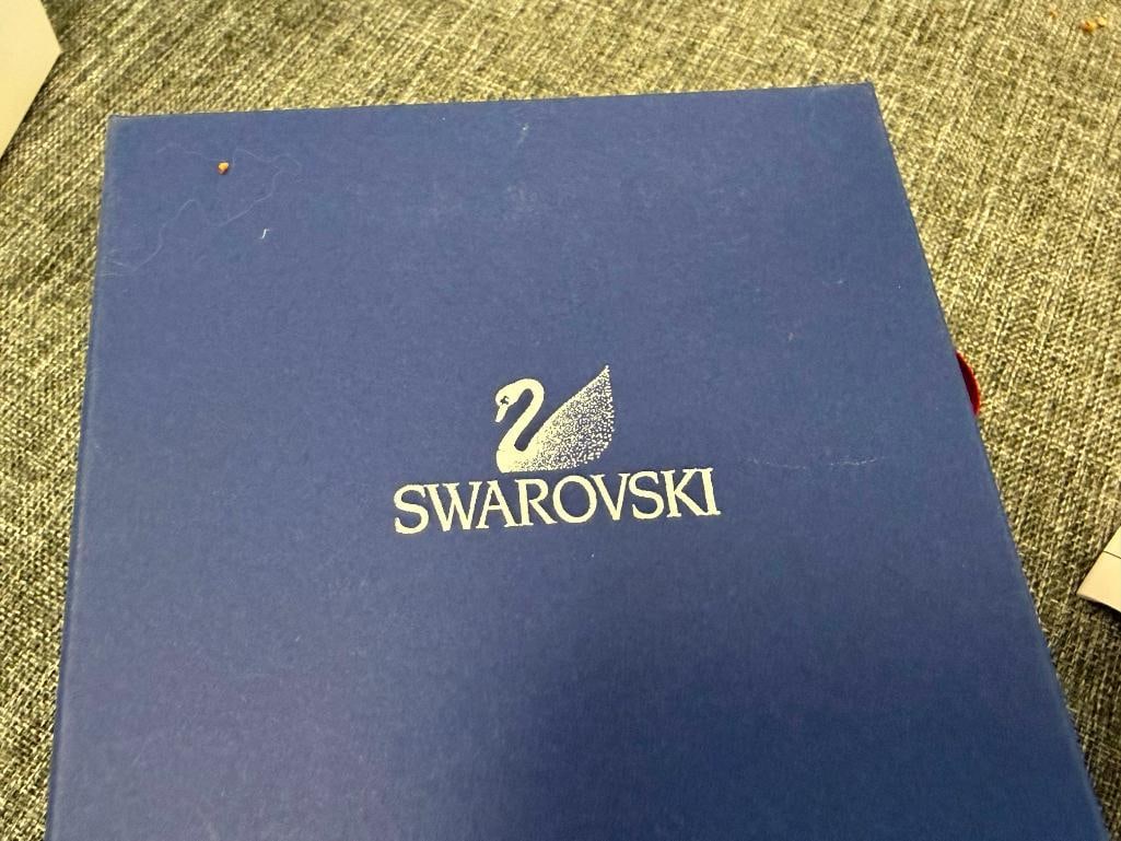 SWAROVSKI CRYSTAL SCS 2005 ANNUAL EDITION RED HEART ORNAMENT AND CLEAR CRYSTAL HEART - 7