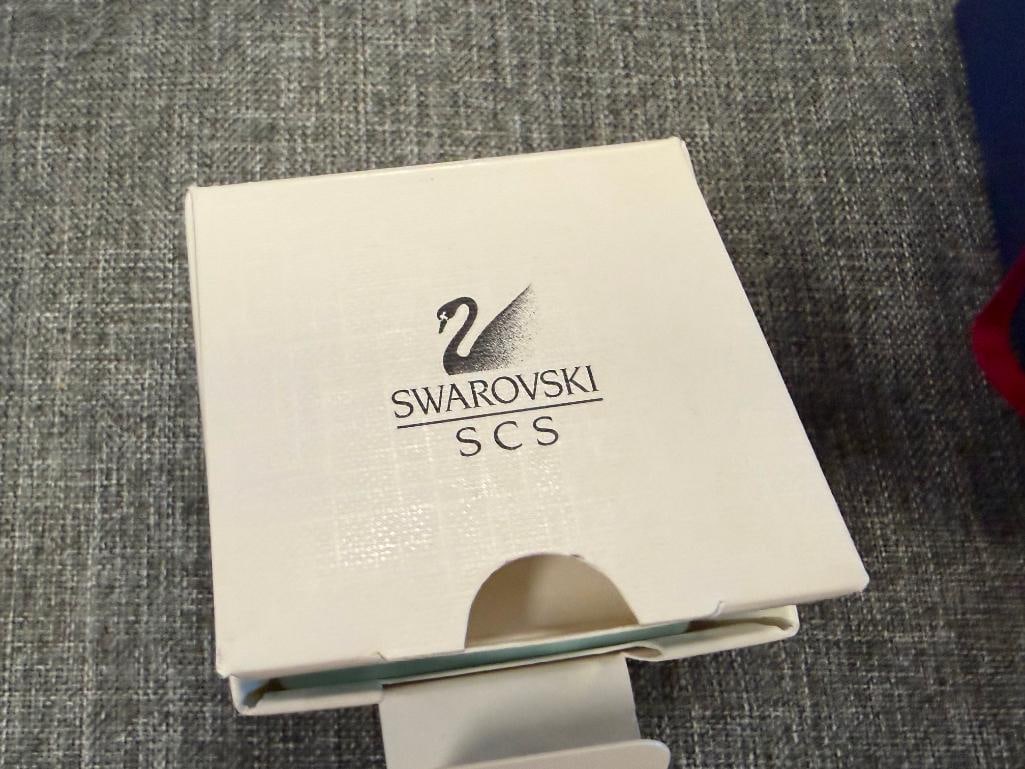 SWAROVSKI CRYSTAL SCS 2005 ANNUAL EDITION RED HEART ORNAMENT AND CLEAR CRYSTAL HEART - 8