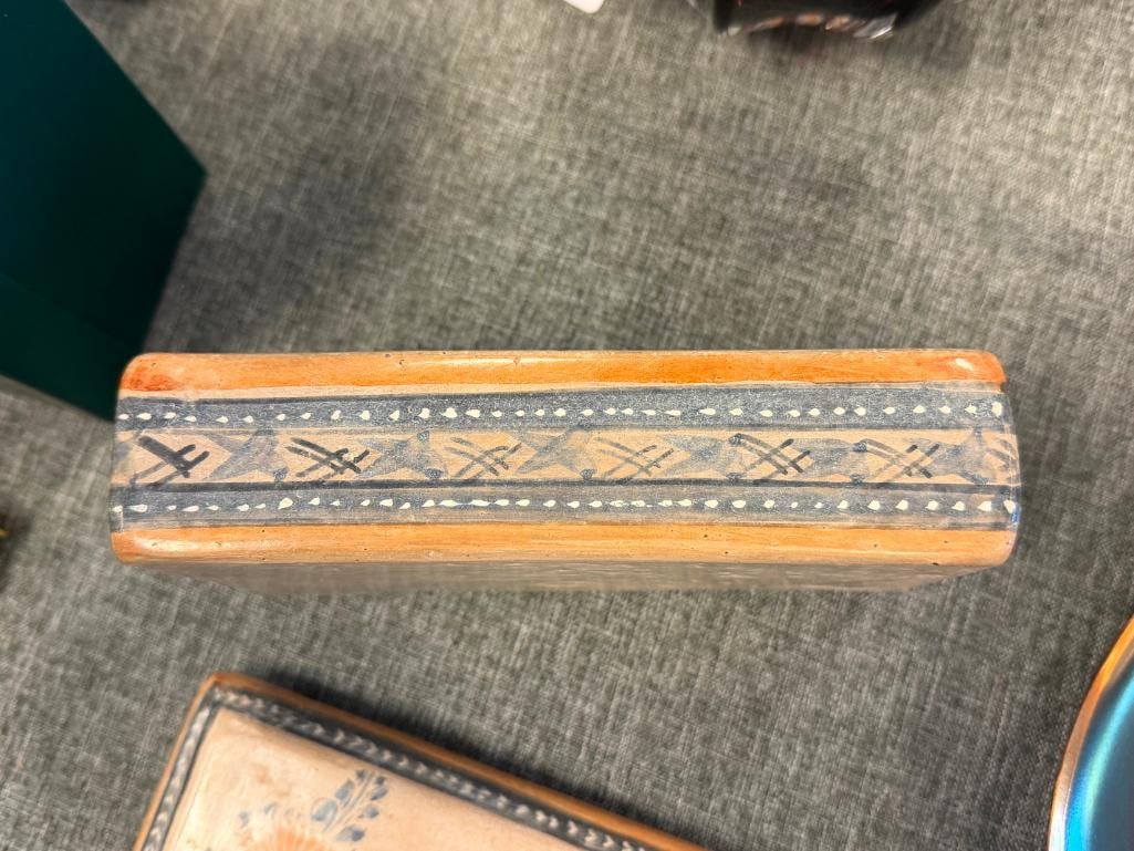 OAXACA, MX STONEWARE POTTERY RECTANGULAR STORAGE BOX - 7