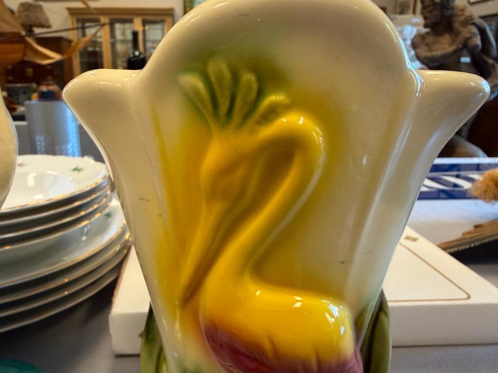 VINTAGE CERAMIC ROOSTER AND HULL POTTERY TROPICAL VASE MODEL 78 - 10