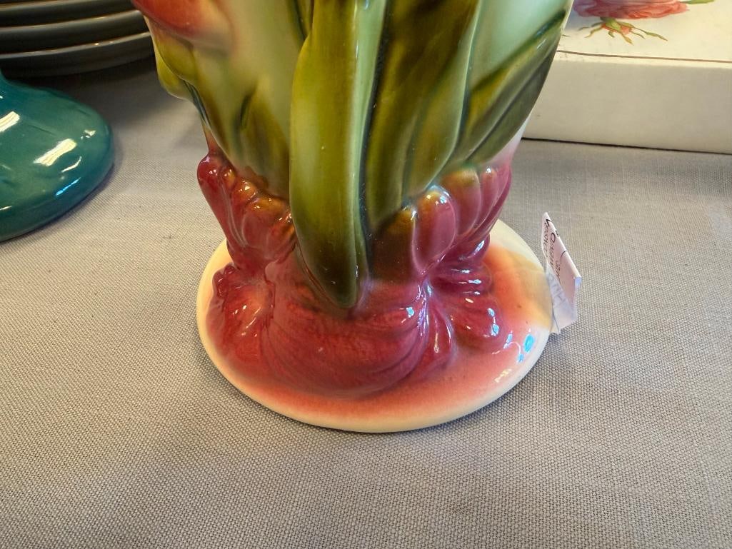 VINTAGE CERAMIC ROOSTER AND HULL POTTERY TROPICAL VASE MODEL 78 - 14