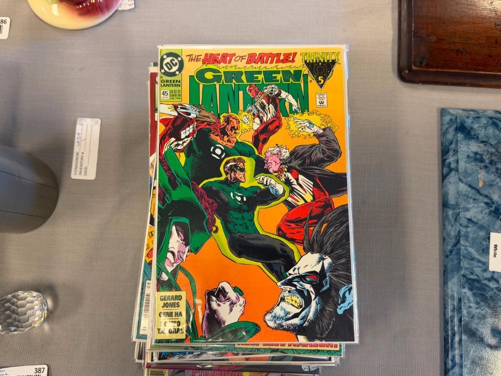 40 ASSORTED COMIC BOOKS DC / MARVEL / IMAGE GREEN LANTERN, DICK TRACY, ROBIN, X-MEN, PHANTOM - 8