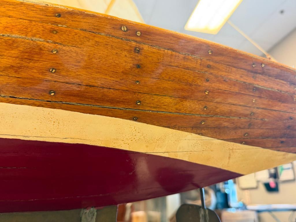 EARLY 1900S ENGLISH OAK POND BOAT / SAILBOAT WITH FULL RIGGING CLEAR COAT FINISH - 9