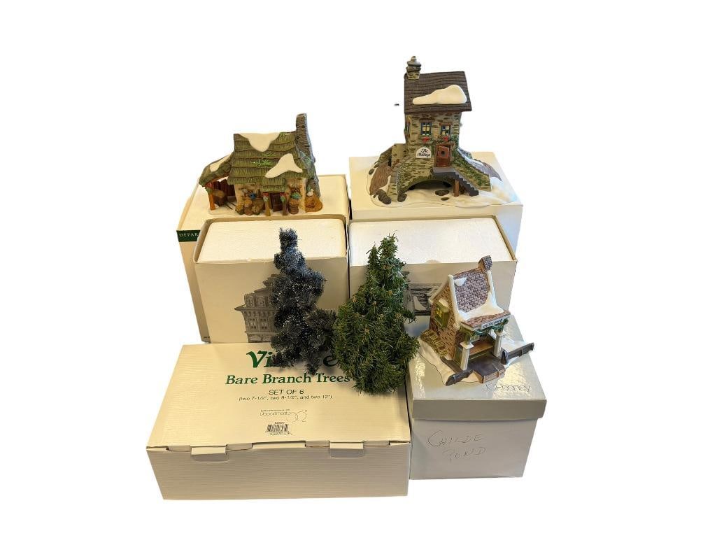 DICKENS VILLAGE / DEPT 56 HOLIDAY PORCELAIN ILLUMINATING BUILDINGS AND ACCESSORIES (1 of 18)