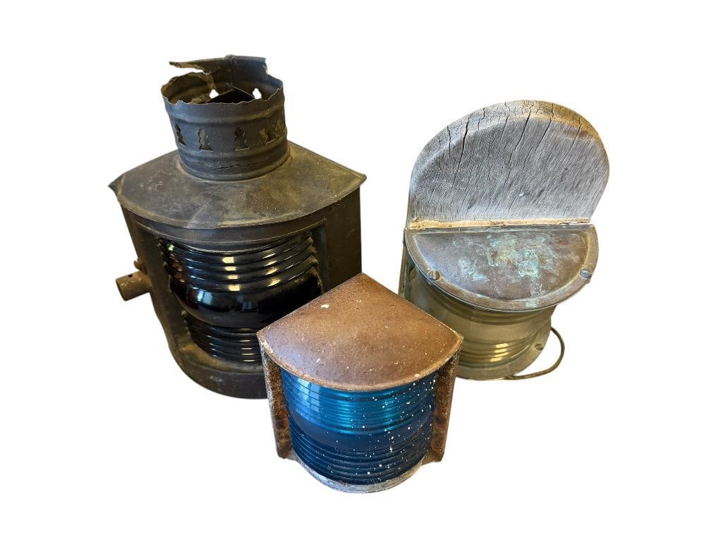 THREE ANTIQUE / VINTAGE NAUTICAL RIBBED GLASS SHIPS LIGHTS . LANTERN (1 of 15)