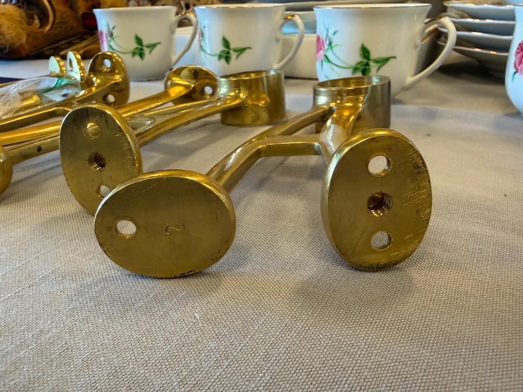 PLISHED BRASS FOOT RAIL BRACKETS SET OF FOUR - 9