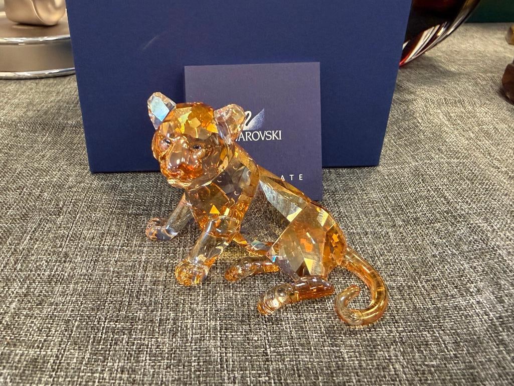 SWAROVSKI CRYSTAL SCS ANNUAL FIGURINE GOLDEN AMBER TIGER CUB ENDANGERED WILDLIFE TRILOGY 2010 - 3