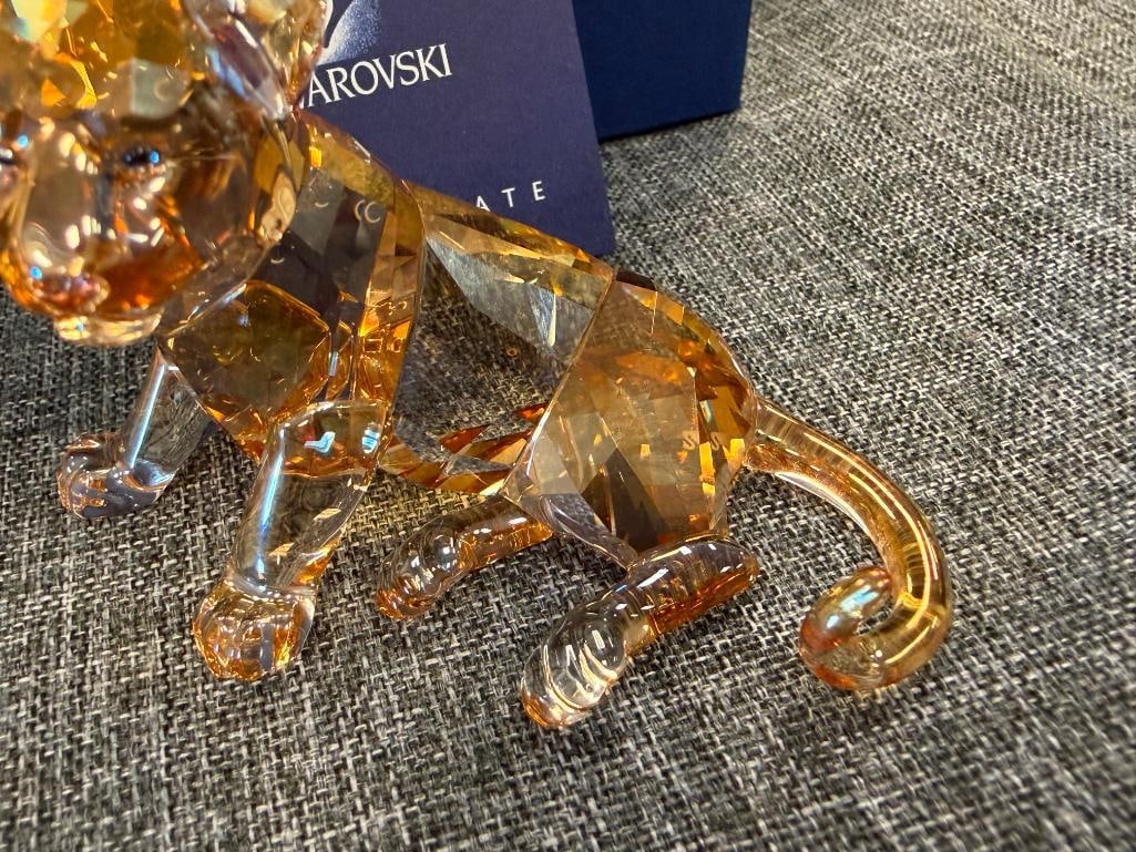 SWAROVSKI CRYSTAL SCS ANNUAL FIGURINE GOLDEN AMBER TIGER CUB ENDANGERED WILDLIFE TRILOGY 2010 - 4