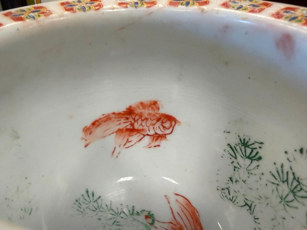 MID TO LATE 20TH CENTURY CHINESE EXPORT PORCELAIN SMALL POT - 5