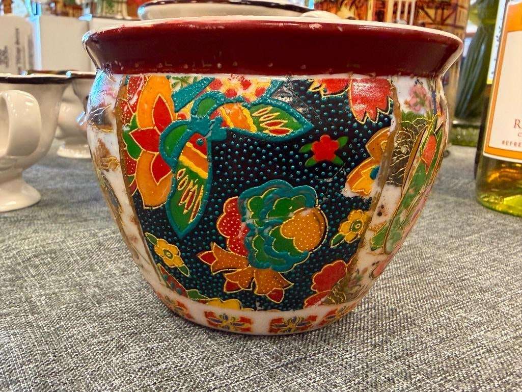 MID TO LATE 20TH CENTURY CHINESE EXPORT PORCELAIN SMALL POT - 8