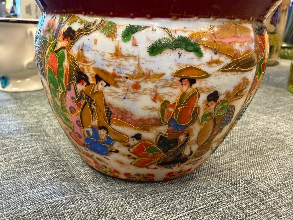 MID TO LATE 20TH CENTURY CHINESE EXPORT PORCELAIN SMALL POT - 9