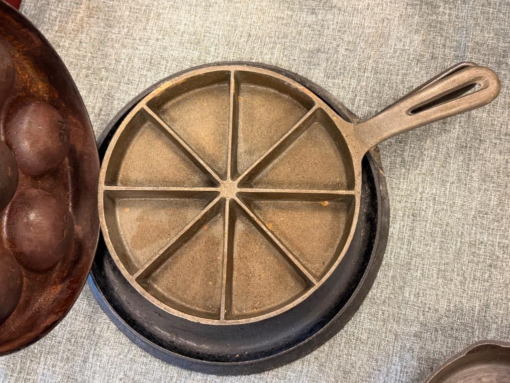 FOUR CAST IRON SKILLETS INCLUDES GRISWOLD NO. 32 EBELSKIEVER PAN 962 - 8