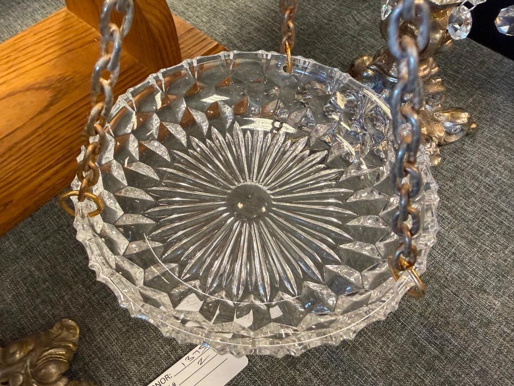 HOLLYWOOD REGENCY STYLED BALANCE SCALE AND THREE-ARM CANDELABRA WITH HANGING PRISMS - 10