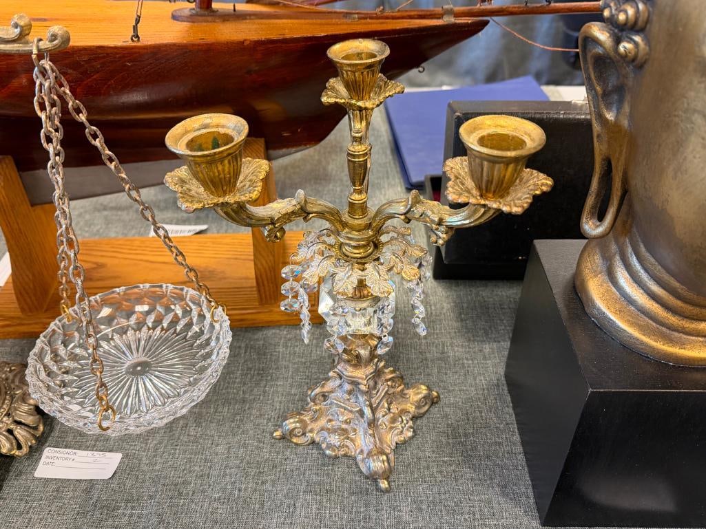 HOLLYWOOD REGENCY STYLED BALANCE SCALE AND THREE-ARM CANDELABRA WITH HANGING PRISMS - 11