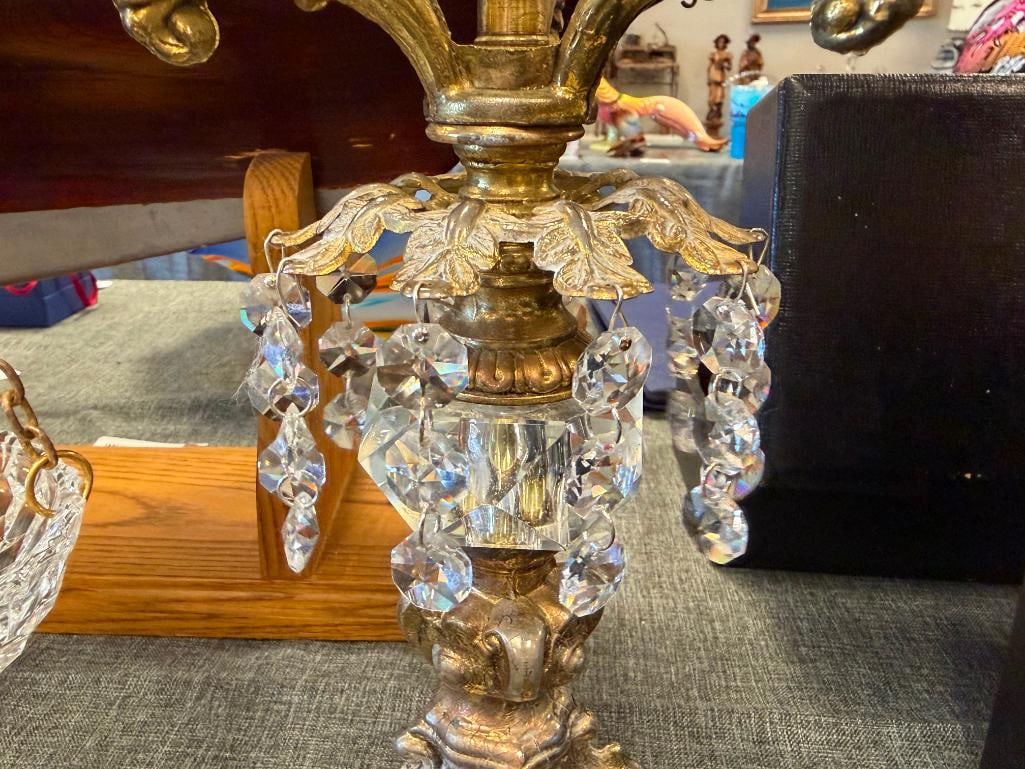 HOLLYWOOD REGENCY STYLED BALANCE SCALE AND THREE-ARM CANDELABRA WITH HANGING PRISMS - 13