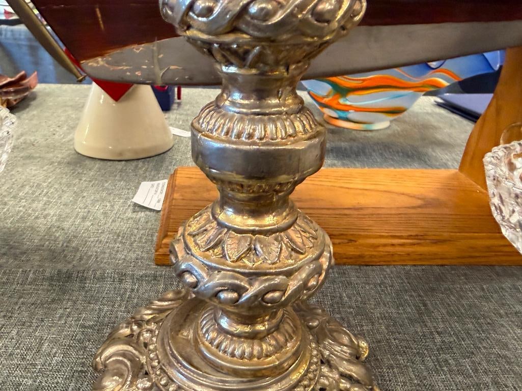 HOLLYWOOD REGENCY STYLED BALANCE SCALE AND THREE-ARM CANDELABRA WITH HANGING PRISMS - 8