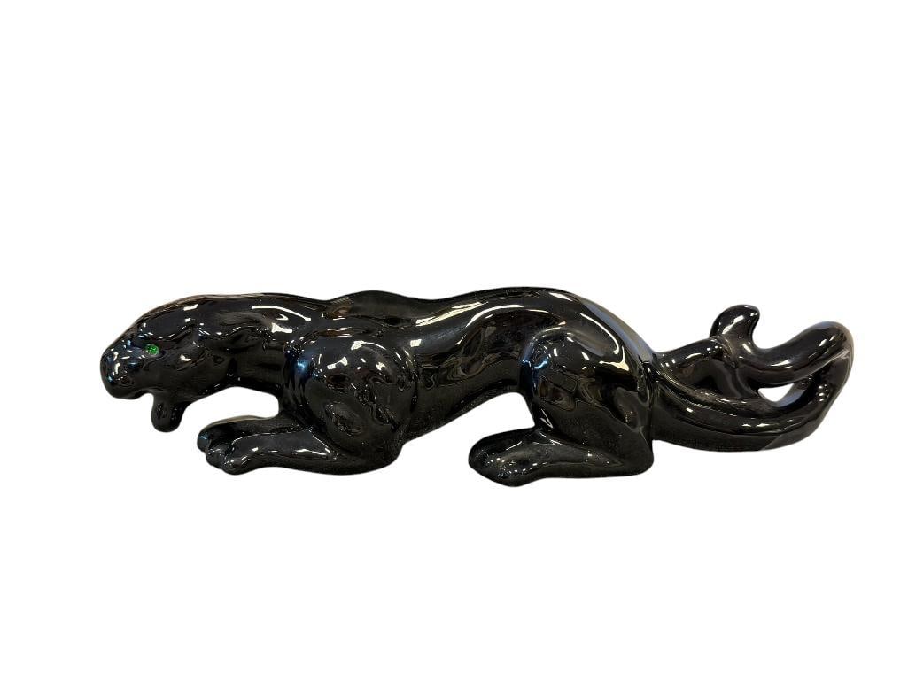 VINTAGE BLACK MIRROR FINISHED MID-CENTURY POTTERY JAGUAR WITH JEWELED EYES: NO CHIPS OR CRACKS 13" L