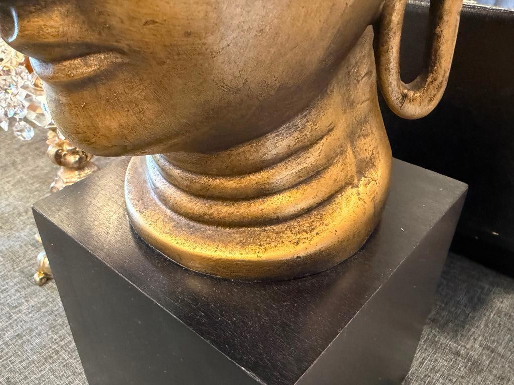 AUSTIN PRODUCTIONS GOLD FINISHED BUDDHA HEAD SCULPTURE MOUNTED ON WOODEN SQUARE BASE - 6