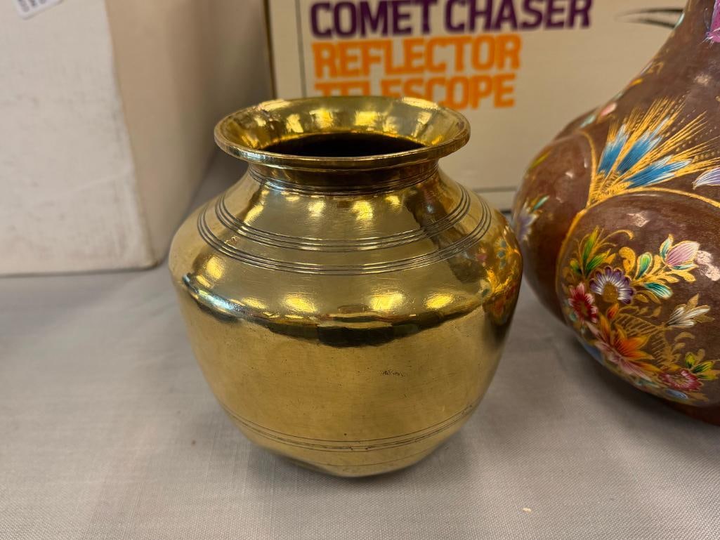20TH CENTRUY HAND HAMMERED COPPER BULBOUS VESSEL SIGNED H. ZARCO V. - 3