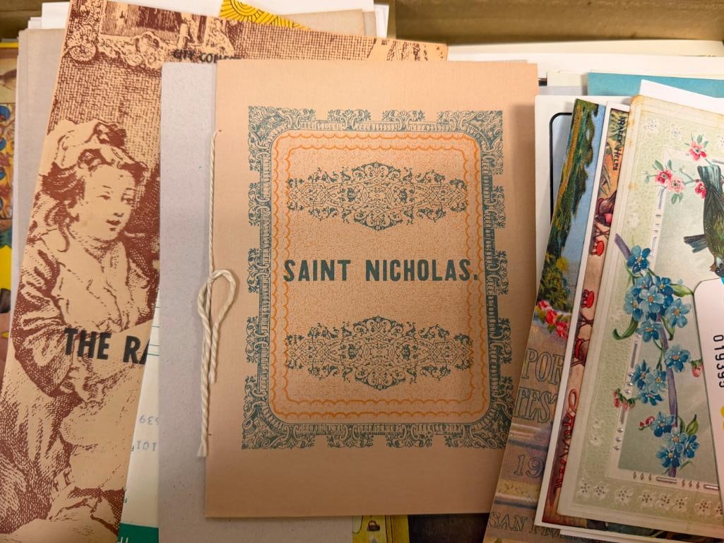 VINAGE EPHEMERA / PAPER PRODUCTS GREETING CARDS, DOLL BOOKS, POSTCARDS, BOOKLETS - 8