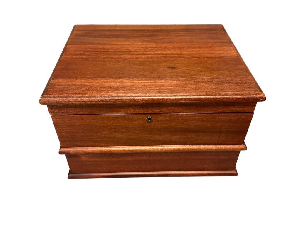 POTTERY BARN RICH WOOD GRAIN STORAGE BOX WITH SIDE DRAWER INCLUDES KEY: IN LIKE NEW CONDITION 13" X 10" X 8"