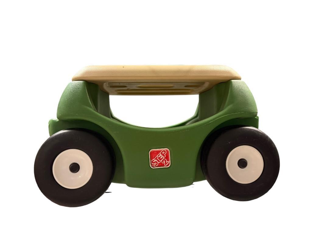 STEP2 TODDLER CHILD'S HARD PLASTIC PUSH WAGON CART TOY: 21" X 12" X 12"