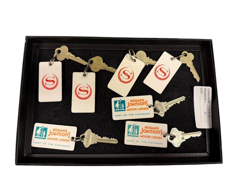VINTAGE HOTEL ROOM KEYS FROM SHERATON AND HOWARD JOHNSON'S MOTOR LODGE (1 of 8)