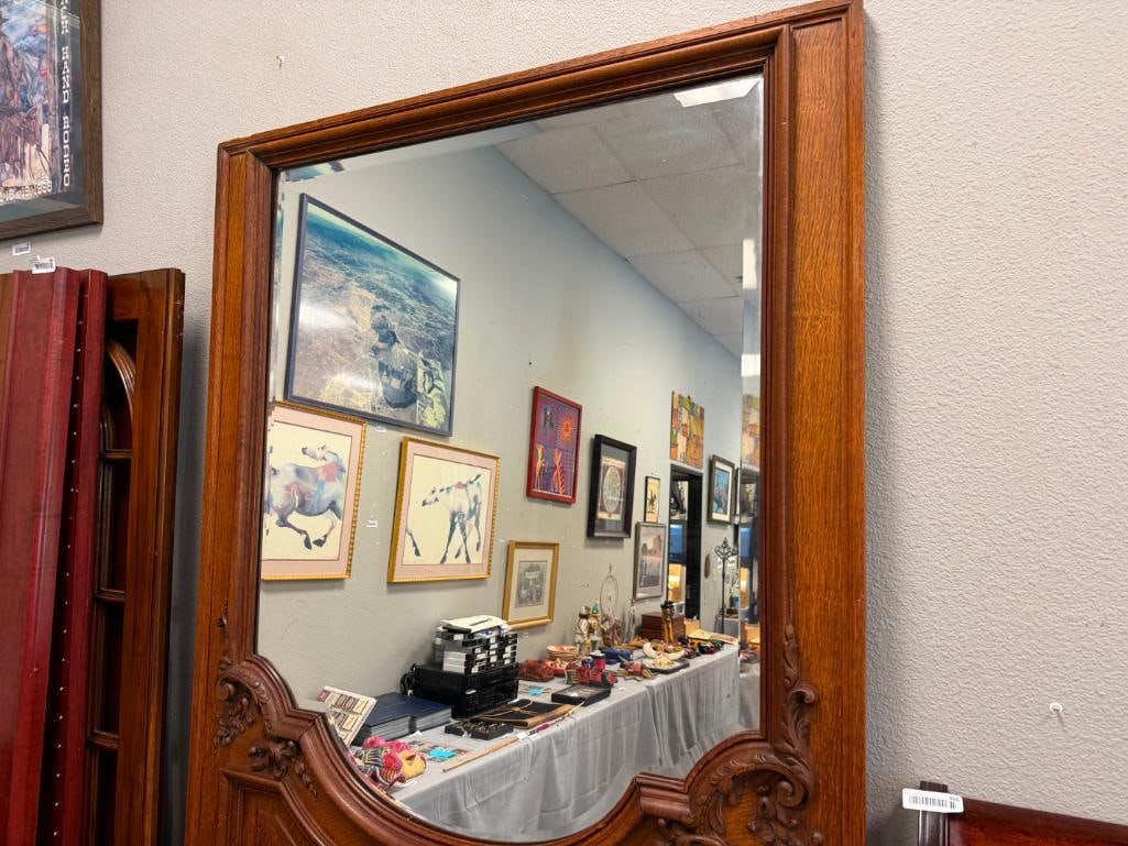 ANTIQUE QUARTER SAWN OAK BEVELED MIRROR LARGE DOOR WITH CARVED MOULDINGS AND FRAME - 11