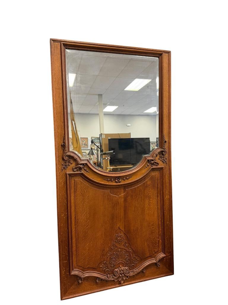 ANTIQUE QUARTER SAWN OAK BEVELED MIRROR LARGE DOOR WITH CARVED MOULDINGS AND FRAME (1 of 20)