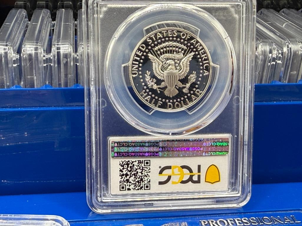 KENNEDY SILVER HALF DOLLAR PROOF COLLECTION FEATURING 1992-S TO 2011-S KENNEDY HALF DOLLARS - 10