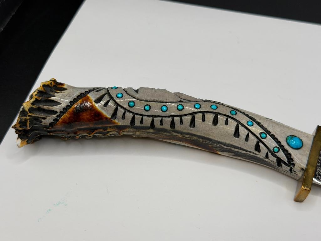 NATIVE AMERICAN MADE STAG HANDLED FIXED BLADE KNIFE FEATURING CHIEF AND BEAR PAW MOTIF ON HANDLE - 3